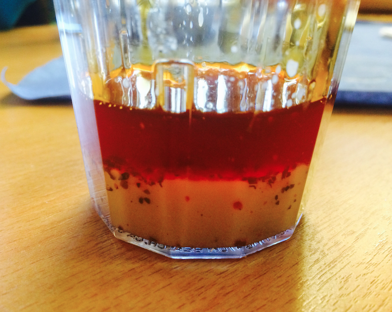 Enligt eleven Emma var det här soppa från början. "Jag drack upp vattnet i glaset, sen hällde jag över flott från sopptallriken i glaset istället." Enligt eleven Emma var det här soppa från början. "Jag drack upp vattnet i glaset, sen hällde jag över flott från sopptallriken i glaset istället."